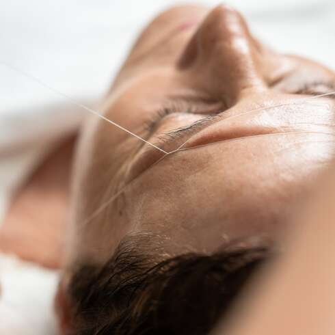 Soin bien-être Epilation Menton au fil